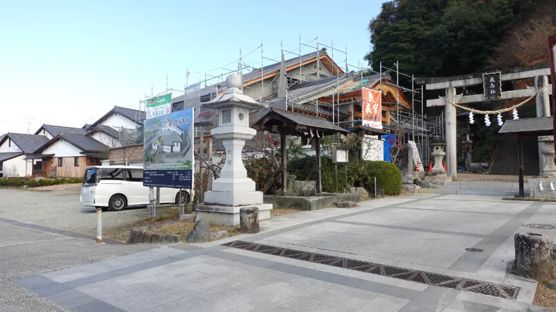 飛鳥坐神社の駐車場