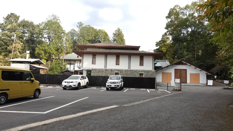 石上神宮の第一駐車場