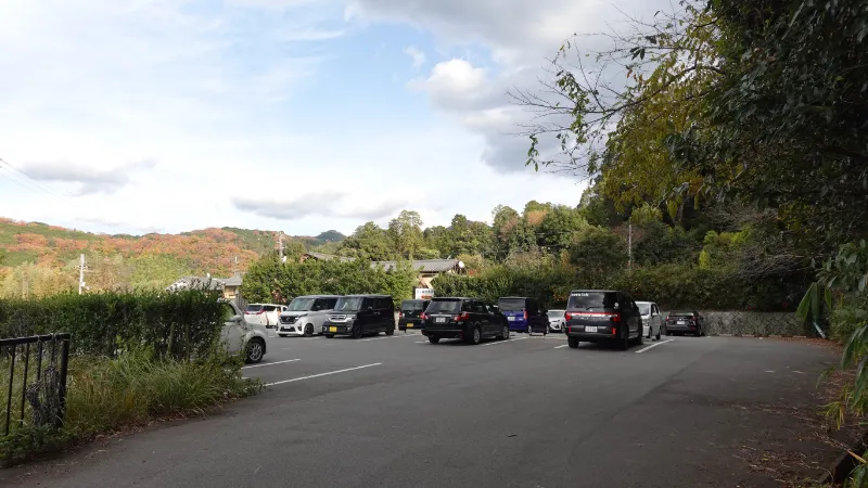 石上神宮駐車場